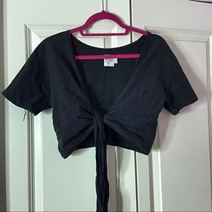 Princess Polly crop tie top